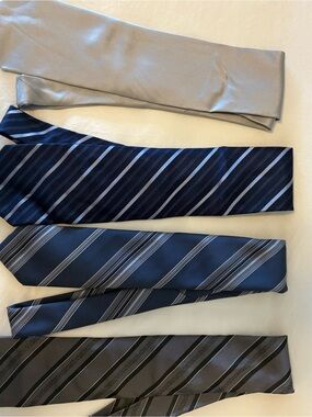 SALE ✨Classic Men's Ties- Navy and Gray Options